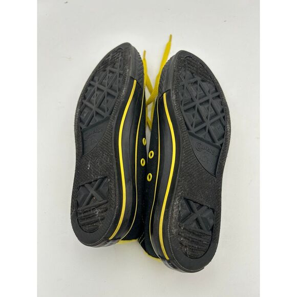 Converse‎ - Picture 2 of 4